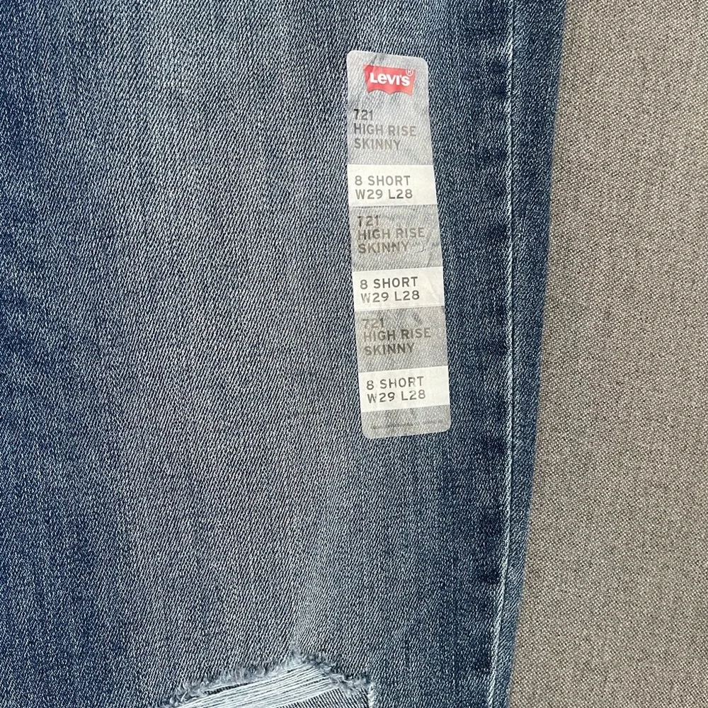 Levi's Blue Skinny Jeans for Women - Picture 2 of 6